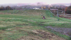 Horní část sjezdovky skiareálu Hlubočky