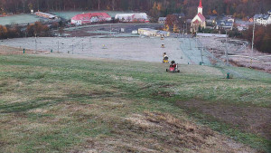 Skiareál Hlubočky - Horní část sjezdovky skiareálu Hlubočky - 31.10.2025 v 06:30 Skiareál Hlubočky - Horní část sjezdovky skiareálu Hlubočky - 31.10.2025 v 06:30