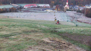 Skiareál Hlubočky - Horní část sjezdovky skiareálu Hlubočky - 31.10.2025 v 06:35 Skiareál Hlubočky - Horní část sjezdovky skiareálu Hlubočky - 31.10.2025 v 06:35