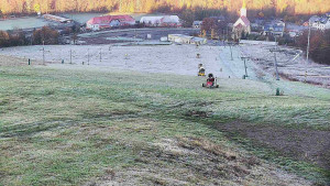 Skiareál Hlubočky - Horní část sjezdovky skiareálu Hlubočky - 31.10.2025 v 07:30 Skiareál Hlubočky - Horní část sjezdovky skiareálu Hlubočky - 31.10.2025 v 07:30