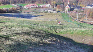 Skiareál Hlubočky - Horní část sjezdovky skiareálu Hlubočky - 31.10.2025 v 08:30 Skiareál Hlubočky - Horní část sjezdovky skiareálu Hlubočky - 31.10.2025 v 08:30