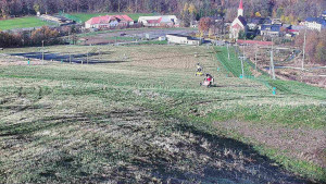 Skiareál Hlubočky - Horní část sjezdovky skiareálu Hlubočky - 31.10.2025 v 08:55 Skiareál Hlubočky - Horní část sjezdovky skiareálu Hlubočky - 31.10.2025 v 08:55