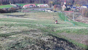 Skiareál Hlubočky - Horní část sjezdovky skiareálu Hlubočky - 31.10.2025 v 09:10 Skiareál Hlubočky - Horní část sjezdovky skiareálu Hlubočky - 31.10.2025 v 09:10