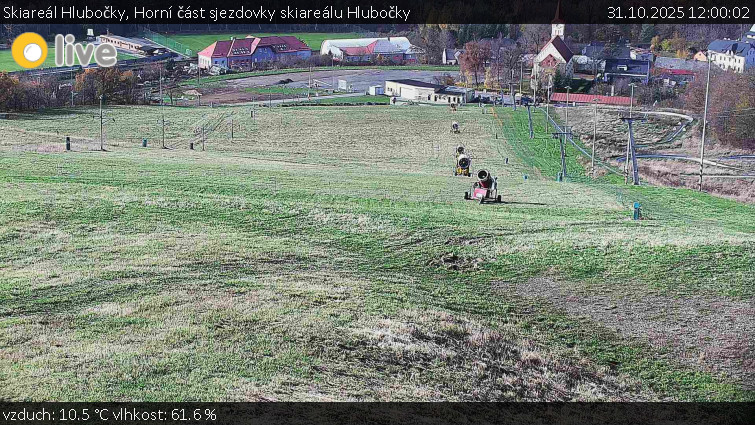 Skiareál Hlubočky - Horní část sjezdovky skiareálu Hlubočky - 31.10.2025 v 12:00 Skiareál Hlubočky - Horní část sjezdovky skiareálu Hlubočky - 31.10.2025 v 12:00