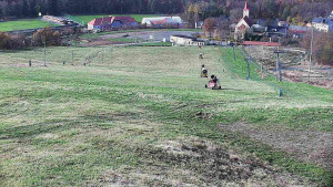 Skiareál Hlubočky - Horní část sjezdovky skiareálu Hlubočky - 31.10.2025 v 12:05 Skiareál Hlubočky - Horní část sjezdovky skiareálu Hlubočky - 31.10.2025 v 12:05