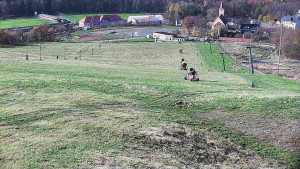Skiareál Hlubočky - Horní část sjezdovky skiareálu Hlubočky - 31.10.2025 v 12:20 Skiareál Hlubočky - Horní část sjezdovky skiareálu Hlubočky - 31.10.2025 v 12:20