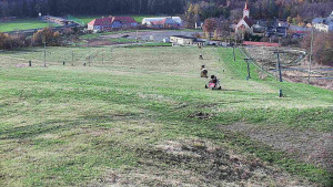 Skiareál Hlubočky - Horní část sjezdovky skiareálu Hlubočky - 31.10.2025 v 13:15 Skiareál Hlubočky - Horní část sjezdovky skiareálu Hlubočky - 31.10.2025 v 13:15