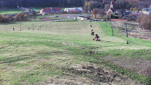 Skiareál Hlubočky - Horní část sjezdovky skiareálu Hlubočky - 31.10.2025 v 13:35 Skiareál Hlubočky - Horní část sjezdovky skiareálu Hlubočky - 31.10.2025 v 13:35