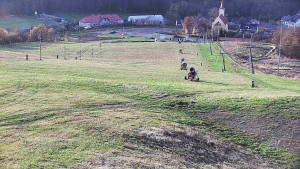Skiareál Hlubočky - Horní část sjezdovky skiareálu Hlubočky - 31.10.2025 v 15:25 Skiareál Hlubočky - Horní část sjezdovky skiareálu Hlubočky - 31.10.2025 v 15:25