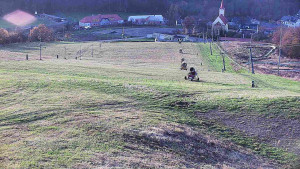 Skiareál Hlubočky - Horní část sjezdovky skiareálu Hlubočky - 31.10.2025 v 15:45 Skiareál Hlubočky - Horní část sjezdovky skiareálu Hlubočky - 31.10.2025 v 15:45