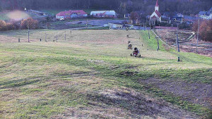 Skiareál Hlubočky - Horní část sjezdovky skiareálu Hlubočky - 31.10.2025 v 15:55 Skiareál Hlubočky - Horní část sjezdovky skiareálu Hlubočky - 31.10.2025 v 15:55