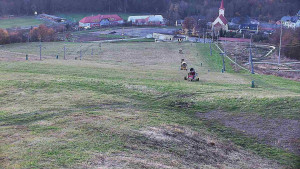 Skiareál Hlubočky - Horní část sjezdovky skiareálu Hlubočky - 31.10.2025 v 16:30 Skiareál Hlubočky - Horní část sjezdovky skiareálu Hlubočky - 31.10.2025 v 16:30