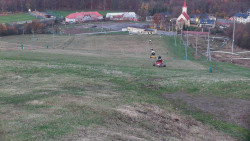 Horní část sjezdovky skiareálu Hlubočky