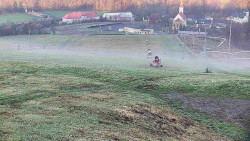 Horní část sjezdovky skiareálu Hlubočky