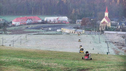 Horní část sjezdovky skiareálu Hlubočky