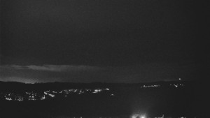 Skiareál Hlubočky - Horní část sjezdovky skiareálu Hlubočky - 18.11.2025 v 00:15 Skiareál Hlubočky - Horní část sjezdovky skiareálu Hlubočky - 18.11.2025 v 00:15