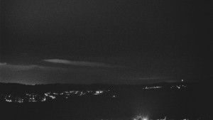 Skiareál Hlubočky - Horní část sjezdovky skiareálu Hlubočky - 18.11.2025 v 00:35 Skiareál Hlubočky - Horní část sjezdovky skiareálu Hlubočky - 18.11.2025 v 00:35