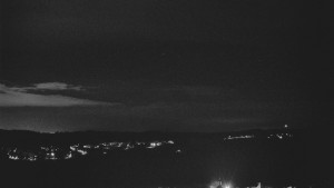 Skiareál Hlubočky - Horní část sjezdovky skiareálu Hlubočky - 18.11.2025 v 00:50 Skiareál Hlubočky - Horní část sjezdovky skiareálu Hlubočky - 18.11.2025 v 00:50