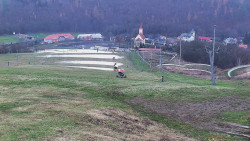 Horní část sjezdovky skiareálu Hlubočky