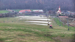 Horní část sjezdovky skiareálu Hlubočky