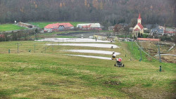 Horní část sjezdovky skiareálu Hlubočky