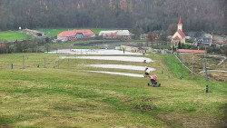 Horní část sjezdovky skiareálu Hlubočky