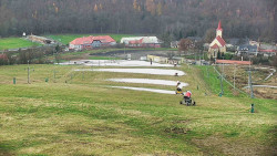 Horní část sjezdovky skiareálu Hlubočky