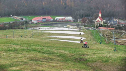 Horní část sjezdovky skiareálu Hlubočky