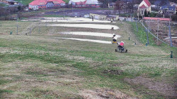 Horní část sjezdovky skiareálu Hlubočky