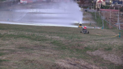 Horní část sjezdovky skiareálu Hlubočky