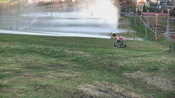 Horní část sjezdovky skiareálu Hlubočky