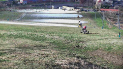 Horní část sjezdovky skiareálu Hlubočky