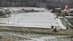 Horní část sjezdovky skiareálu Hlubočky