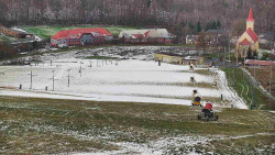 Horní část sjezdovky skiareálu Hlubočky
