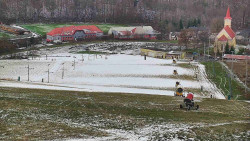 Horní část sjezdovky skiareálu Hlubočky