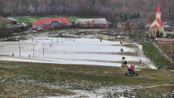 Horní část sjezdovky skiareálu Hlubočky