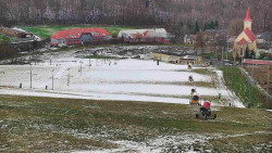 Horní část sjezdovky skiareálu Hlubočky