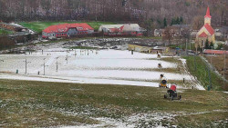 Horní část sjezdovky skiareálu Hlubočky