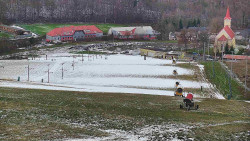 Horní část sjezdovky skiareálu Hlubočky