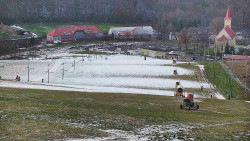 Horní část sjezdovky skiareálu Hlubočky