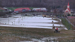 Horní část sjezdovky skiareálu Hlubočky