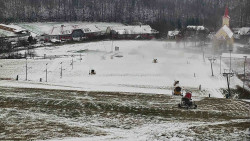 Horní část sjezdovky skiareálu Hlubočky