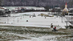 Horní část sjezdovky skiareálu Hlubočky