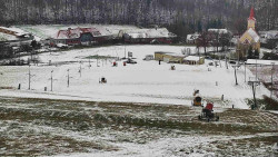 Horní část sjezdovky skiareálu Hlubočky