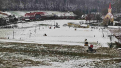 Horní část sjezdovky skiareálu Hlubočky