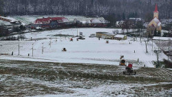 Horní část sjezdovky skiareálu Hlubočky