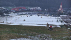 Horní část sjezdovky skiareálu Hlubočky