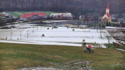 Horní část sjezdovky skiareálu Hlubočky