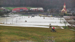 Horní část sjezdovky skiareálu Hlubočky