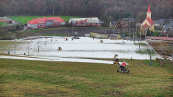 Horní část sjezdovky skiareálu Hlubočky